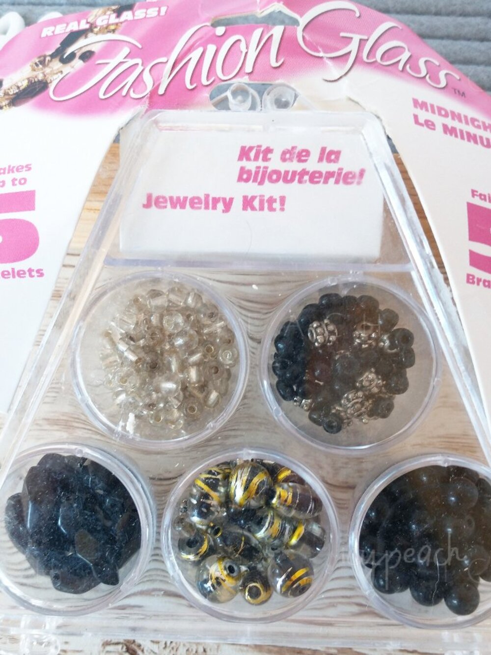 Cousin Fashion Glass Jewelry Kit Midnight 5 Bracelets Black Gold Tan DIY Crafts